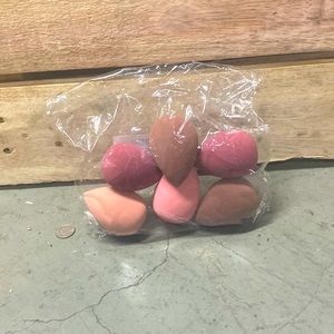 6 pack of make up sponge’s